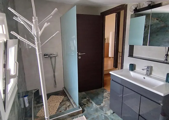 Casa Elysia Kato Almiri